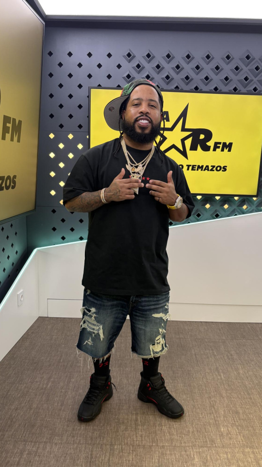 Chimbala en MegaStarFM