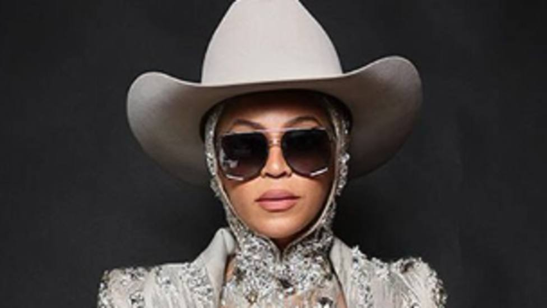 Ya conocemos el título del nuevo disco de Beyoncé con el que se pasa al ...
