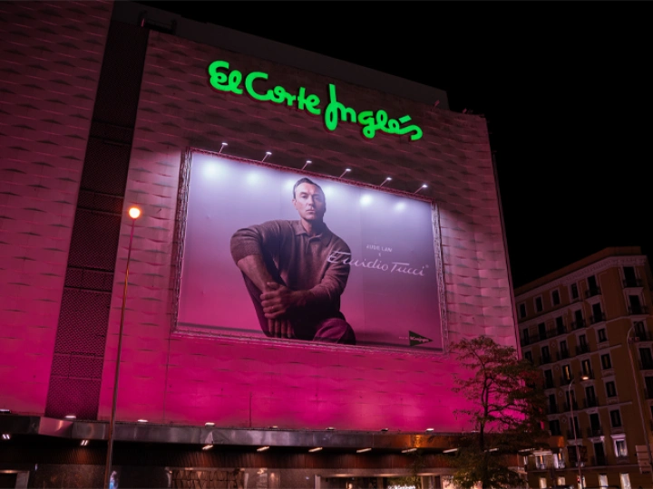 El Corte Inglés vuelve a aliarse con CADENA 100 POR ELLAS en la lucha contra el cåncer de mama